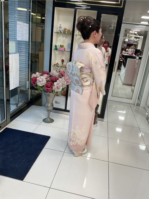 上品で華やかな着物