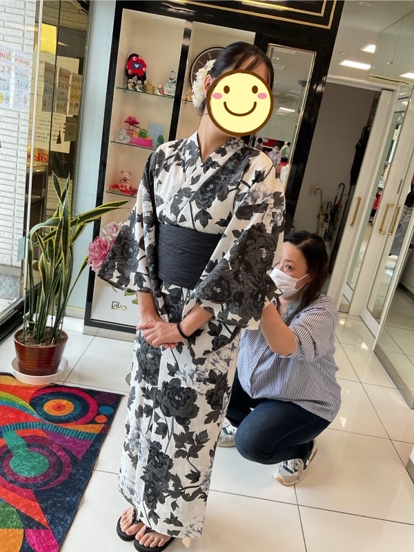 花火大会に向けての着付け
